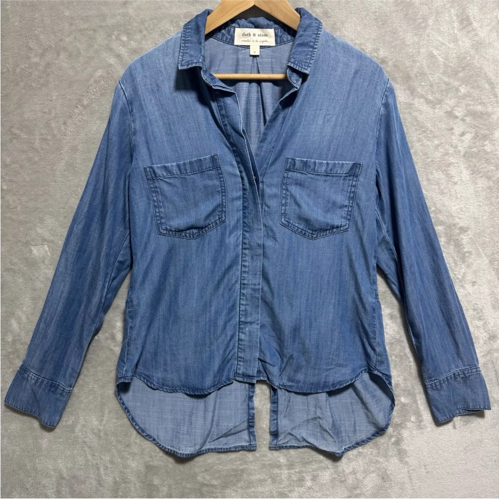 Cloth & Stone Womens Small Chambray Split Back Button Down Shirt Blue Pockets